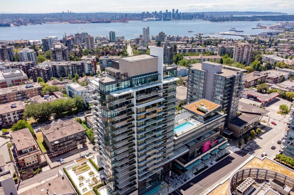 #1506 – 135 E. 13th Street